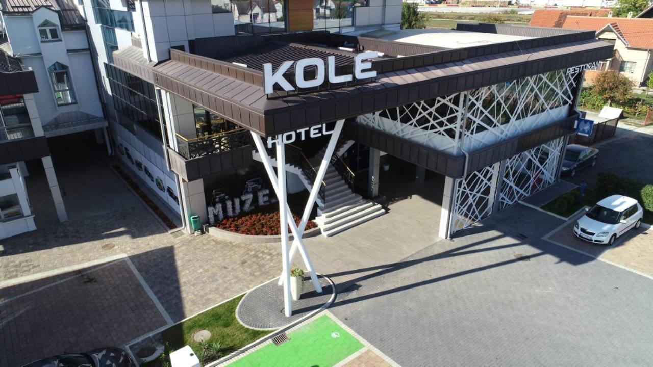 Hotel Kole Cacak Exterior photo